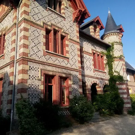 Le Manoir D شقة *
